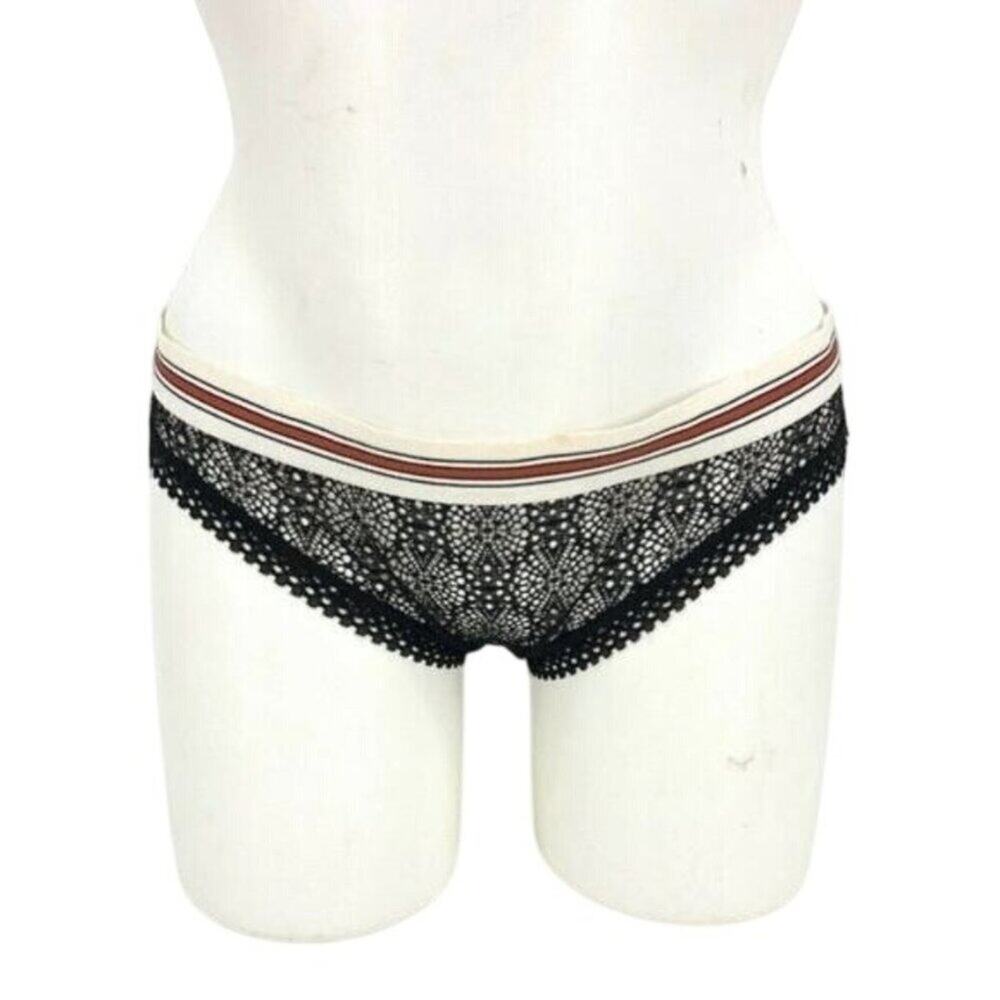Victoria's Secret Panty Lace Crochet Bikini Women's Medium New with Tags